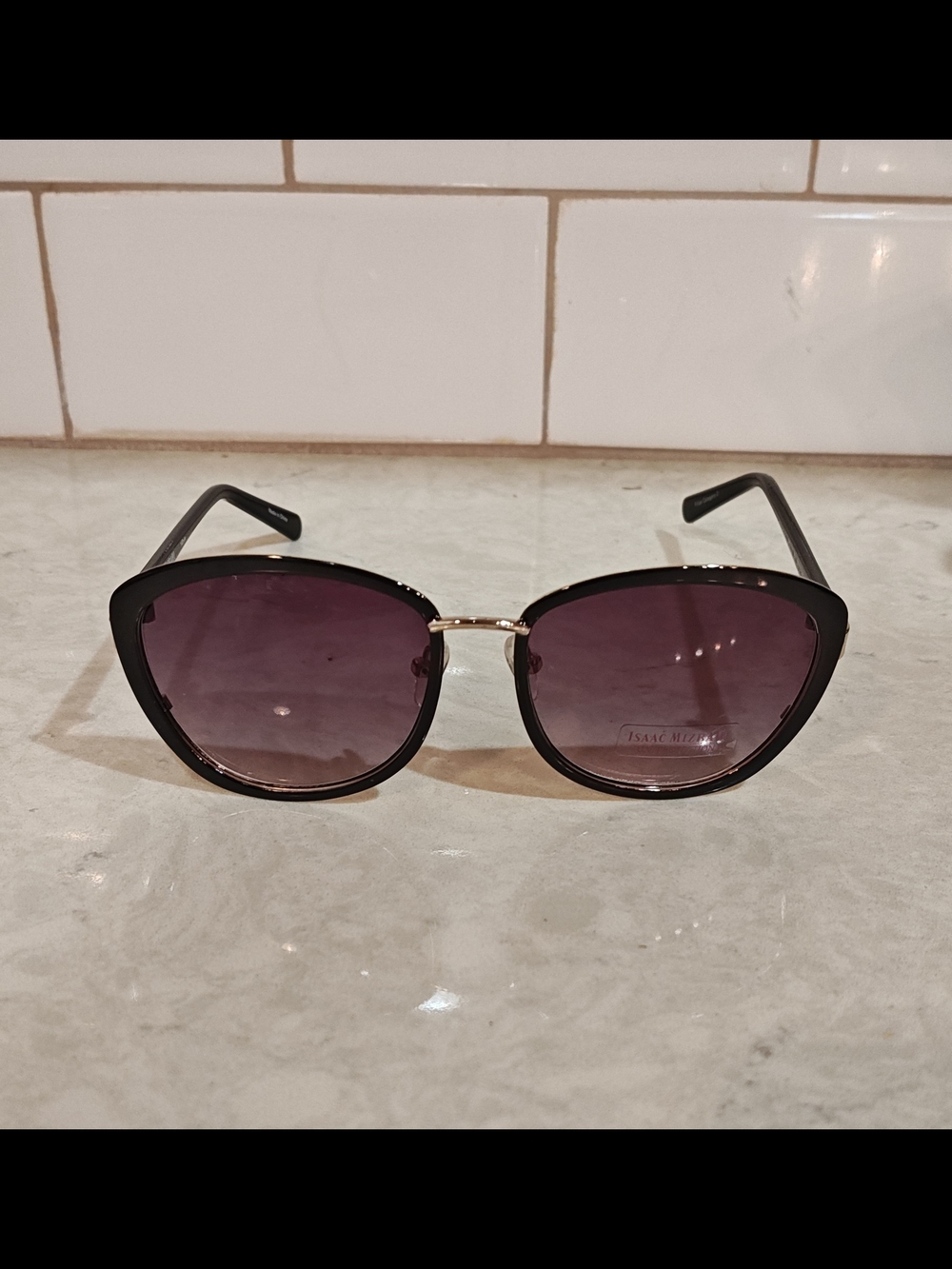 Isaac Mizrahi New York  Sunglass Frames
